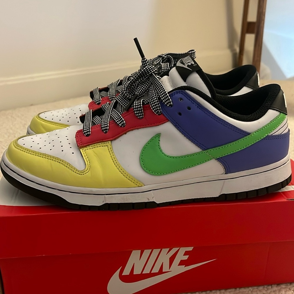 Nike Dunk Low Green Strike (W: 11.5 M: 10)